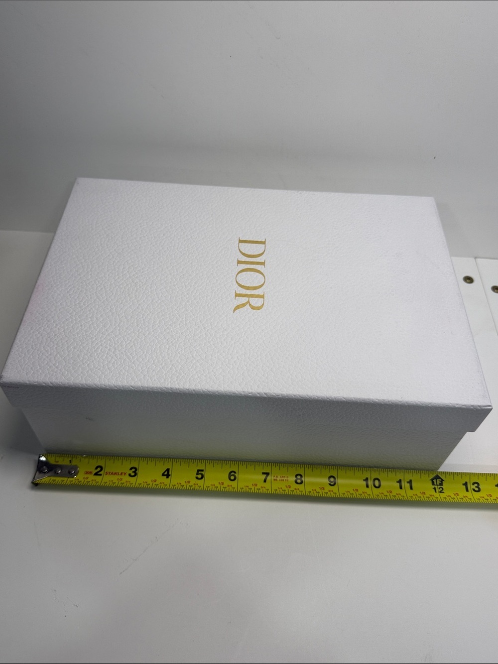Dior White Box with Gold Foil Logo - Picture 7 of 8